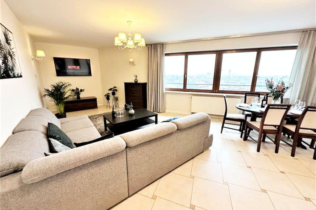 Exclusive Penthouse Near Citycenter 120M2 +Netflix Cracovia Esterno foto