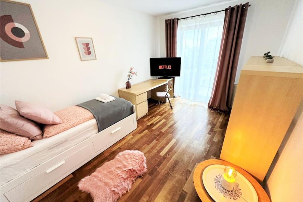 Exclusive Penthouse Near Citycenter 120M2 +Netflix Cracovia Esterno foto