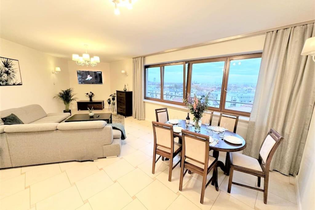 Exclusive Penthouse Near Citycenter 120M2 +Netflix Cracovia Esterno foto