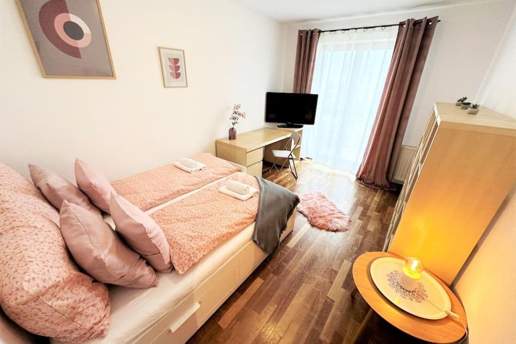 Exclusive Penthouse Near Citycenter 120M2 +Netflix Cracovia Esterno foto