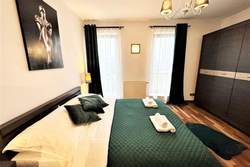 Exclusive Penthouse Near Citycenter 120M2 +Netflix Cracovia Esterno foto